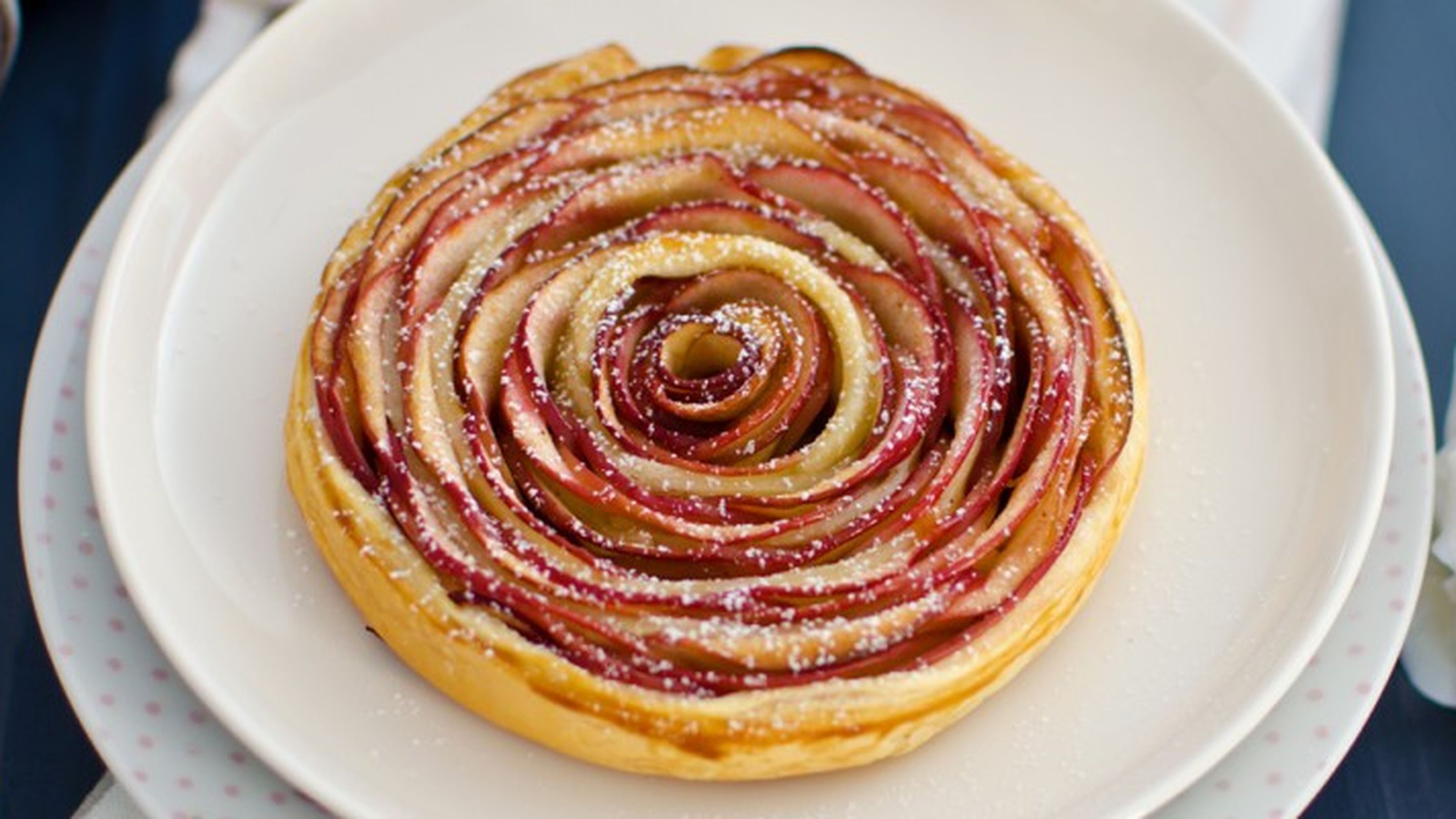 apple-rose-cake