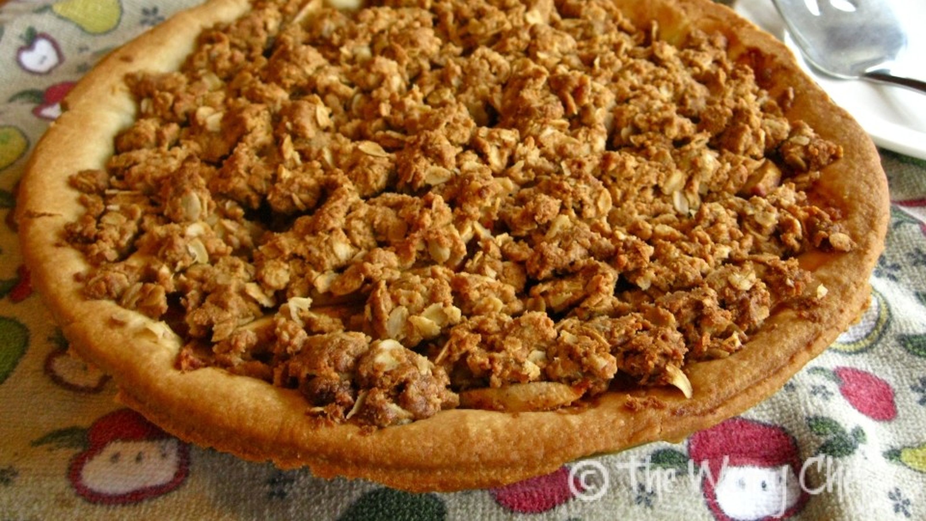 Peanut butter apple pie
