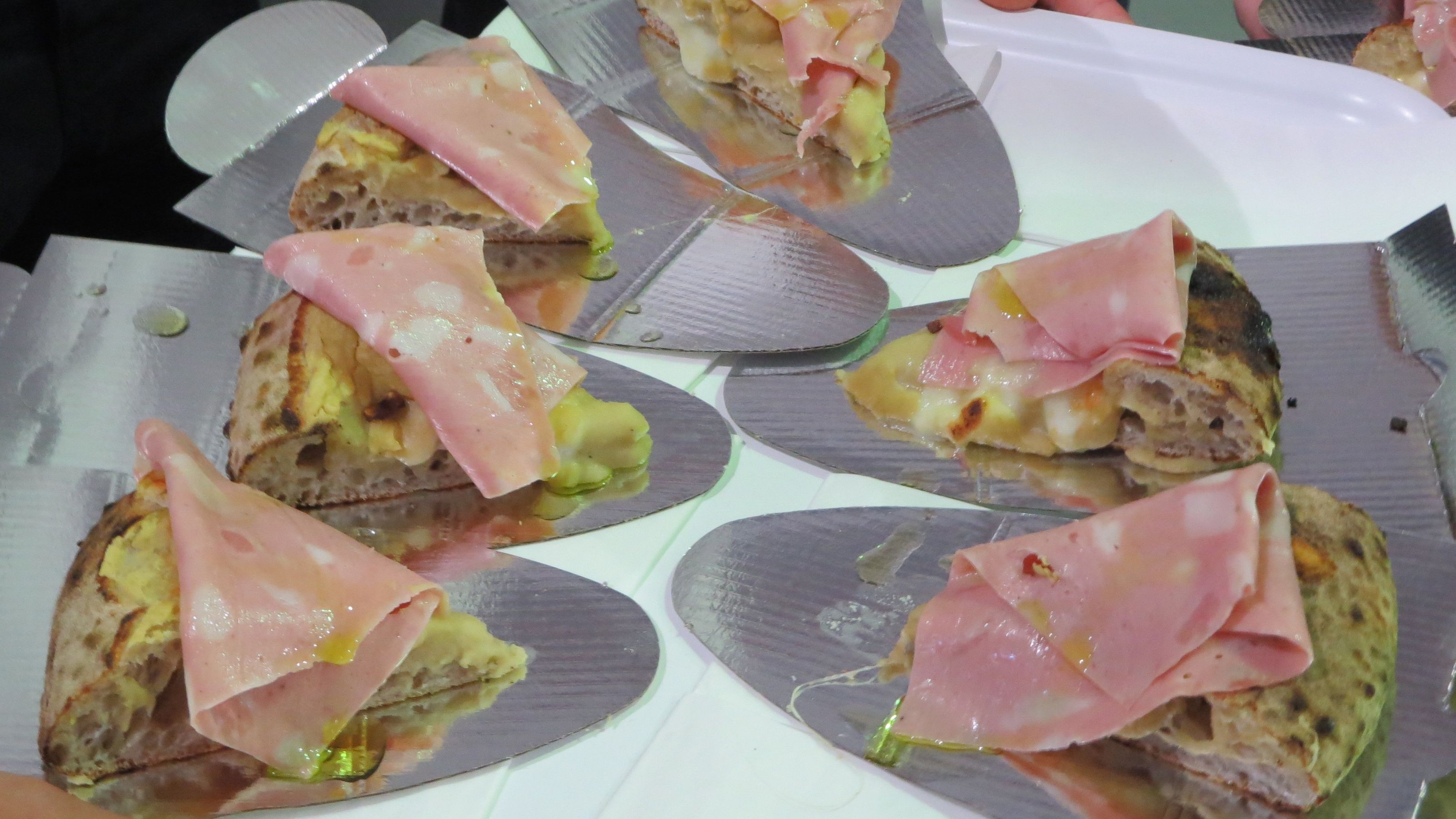 finale indrit haraciu pizza la dotta con ceci fiordilatte mortadella pistacchi