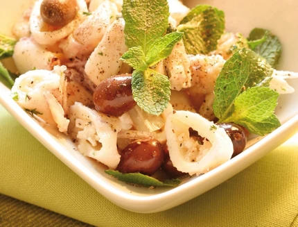 calamari con olive e menta
