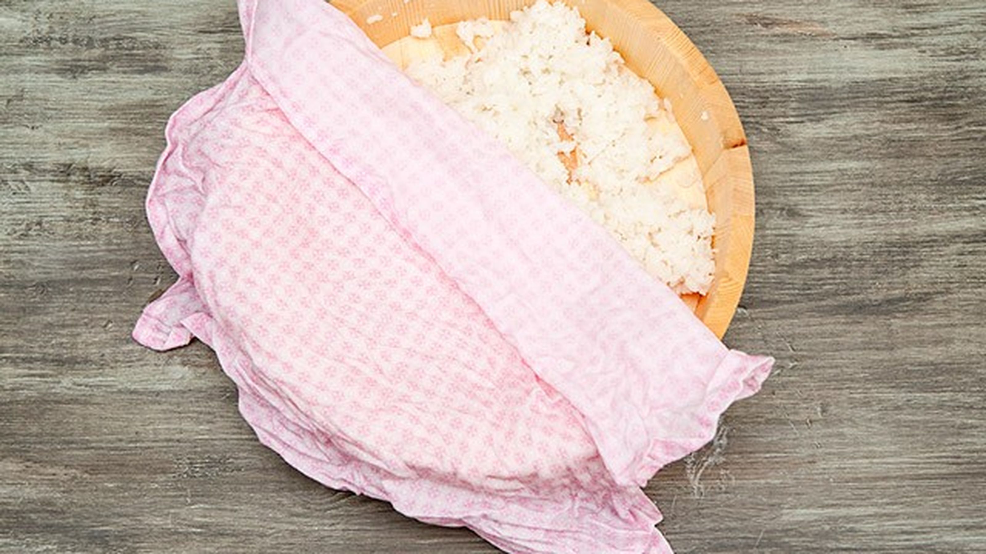 Come si prepara il sushi passo passo