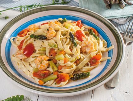 Tagliolini al limone con gamberi e asparagib 285