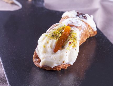 cannolo siciliano