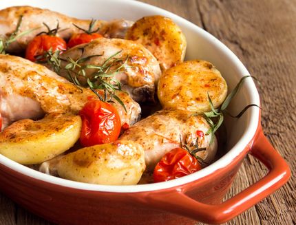 2021 r pollo patate e pomodori