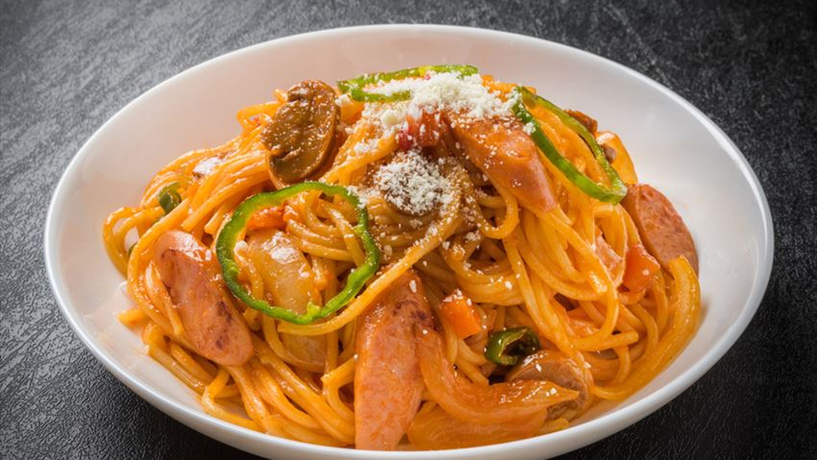 20170610-17-01-spaghetti-napolitan