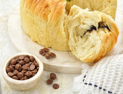 Wool roll bread