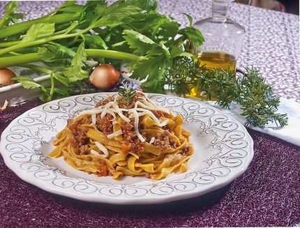 tagliolini-alla-milanese-con-ragu-espresso_a367