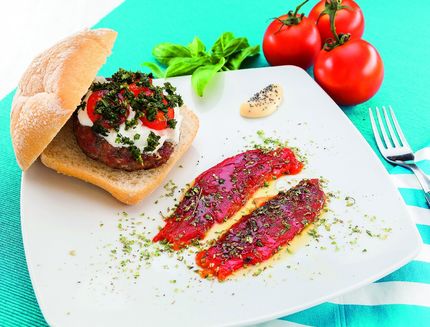 hamburger-di-manzo-alla-stracciatella-pomodoro-e-basilico-a1942-5