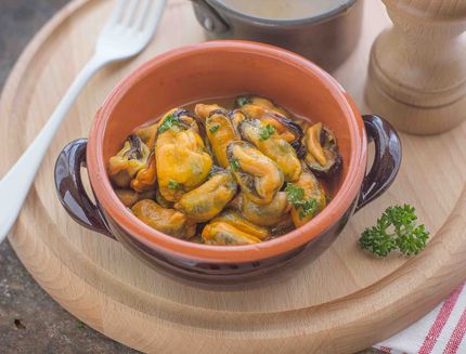 still-life-cozze-allo-zafferano