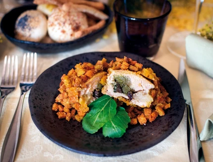 galletti-farciti-di-uvetta-e-mandorle_a537