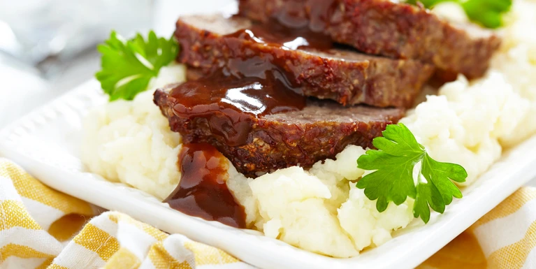 Polpettone con purè di patate