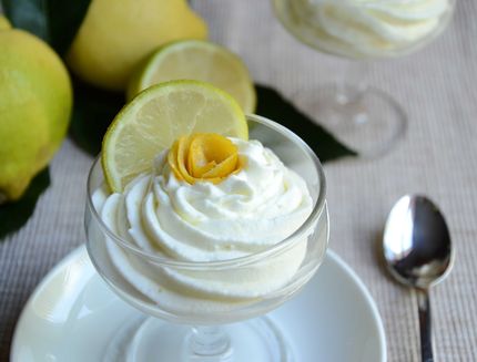 panna-al-profumo-di-limoni-con-il-bimby-a1311