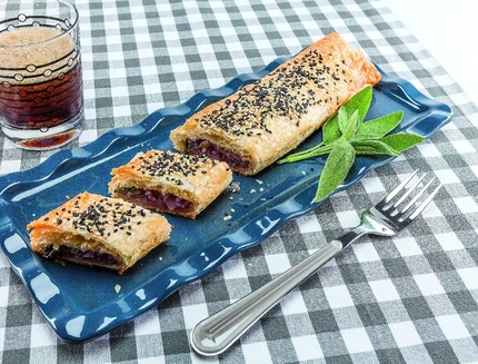 pane-croccante-con-ripieno-di-cipolle-e-salvia-a1988-5