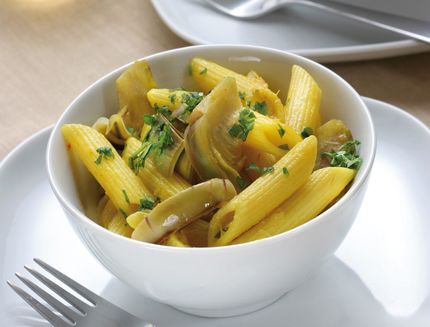 penne-vegane-con-zafferano-e-carciofi-al-bimby-b1050
