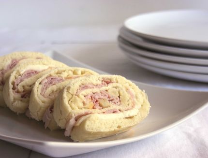rotolo-di-pane-con-scamorza-e-prosciutto-con-il-bimby-a1264