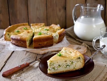 108-18-torta-salata-formaggio-e-cipolle