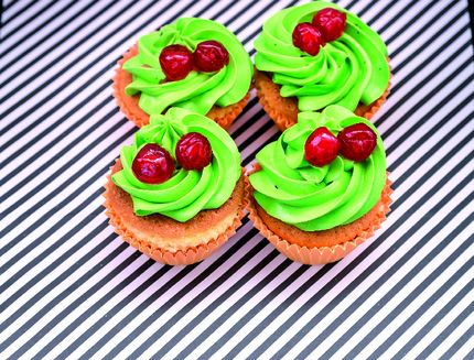 cupcake-banana-e-ciliegia-a1727-13