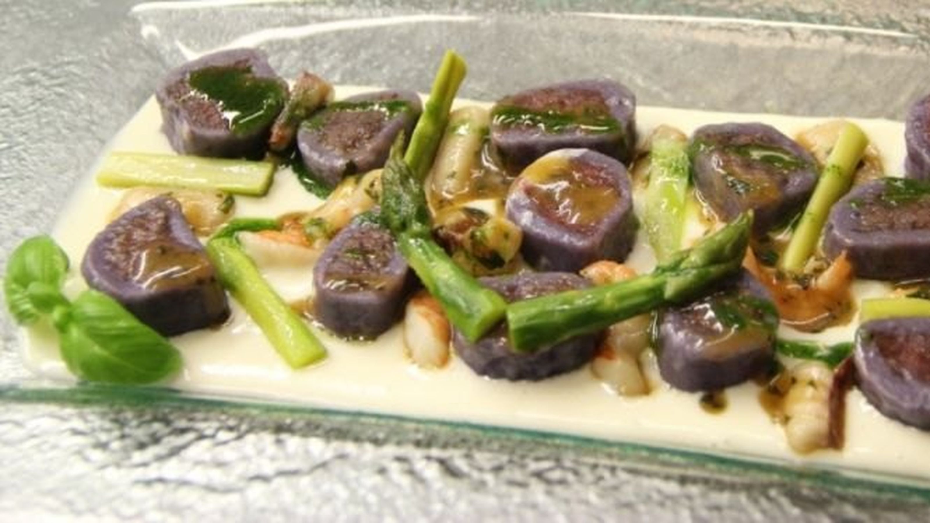 Tano passami l'olio