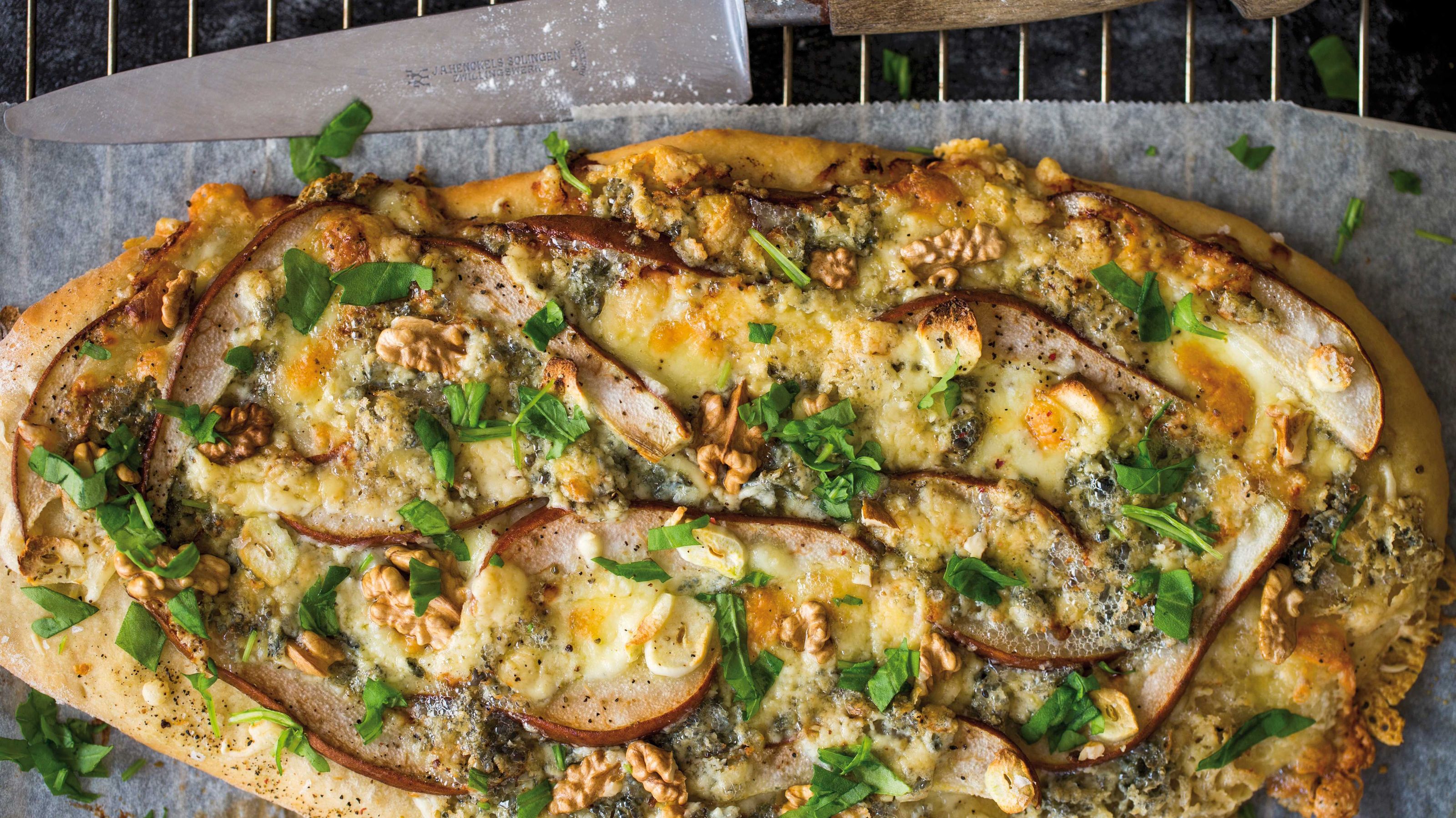 pizza pere, gorgonzola e noci
