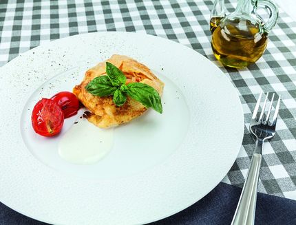 fagottino-di-crespella-con-tagliolini-alle-melanzane-e-crema-di-parmigiano-a1950-13