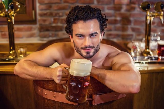 showerbeer_drink_as_much_beer_as_you_want_pivni_lazne_spa_beerland_prague