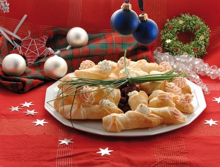 cornucopie-con-crema-al-formaggio-b001