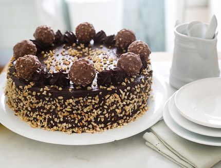 still_life_torta_ferrero_rocher