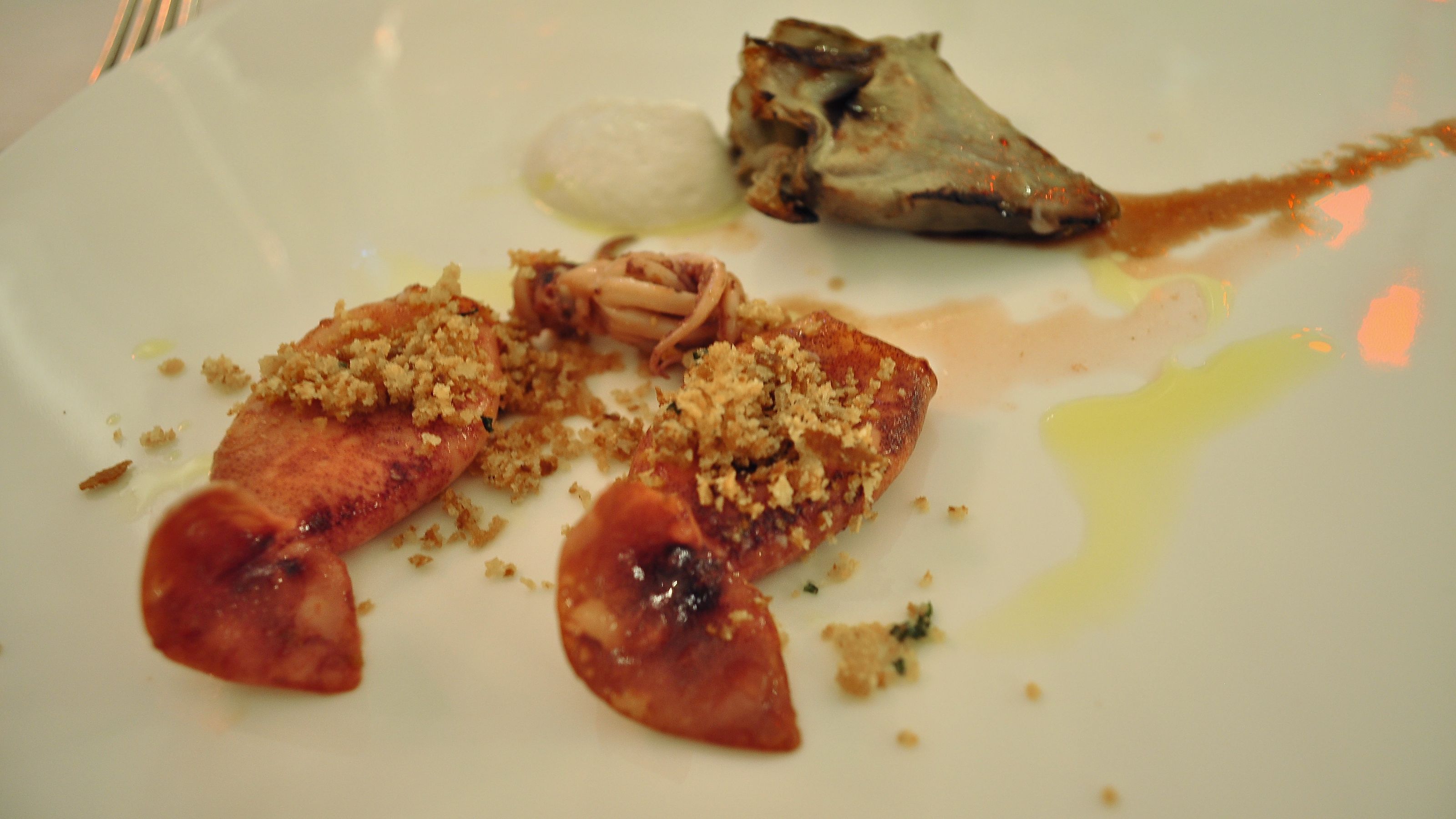 chinappi-03-totani-crema-di-mandorle-carciofo-al-barolo-chinato