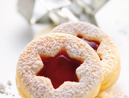 M√ºrbteigpl√§tzchen mit Himbeermarmelade