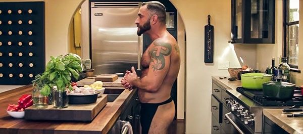 bear_naked_chef_interna
