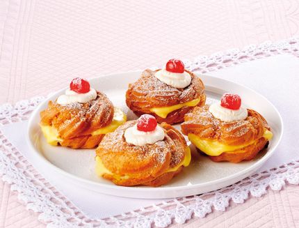 Zeppole di San Giuseppe (frittierte Krapfen, Italien)