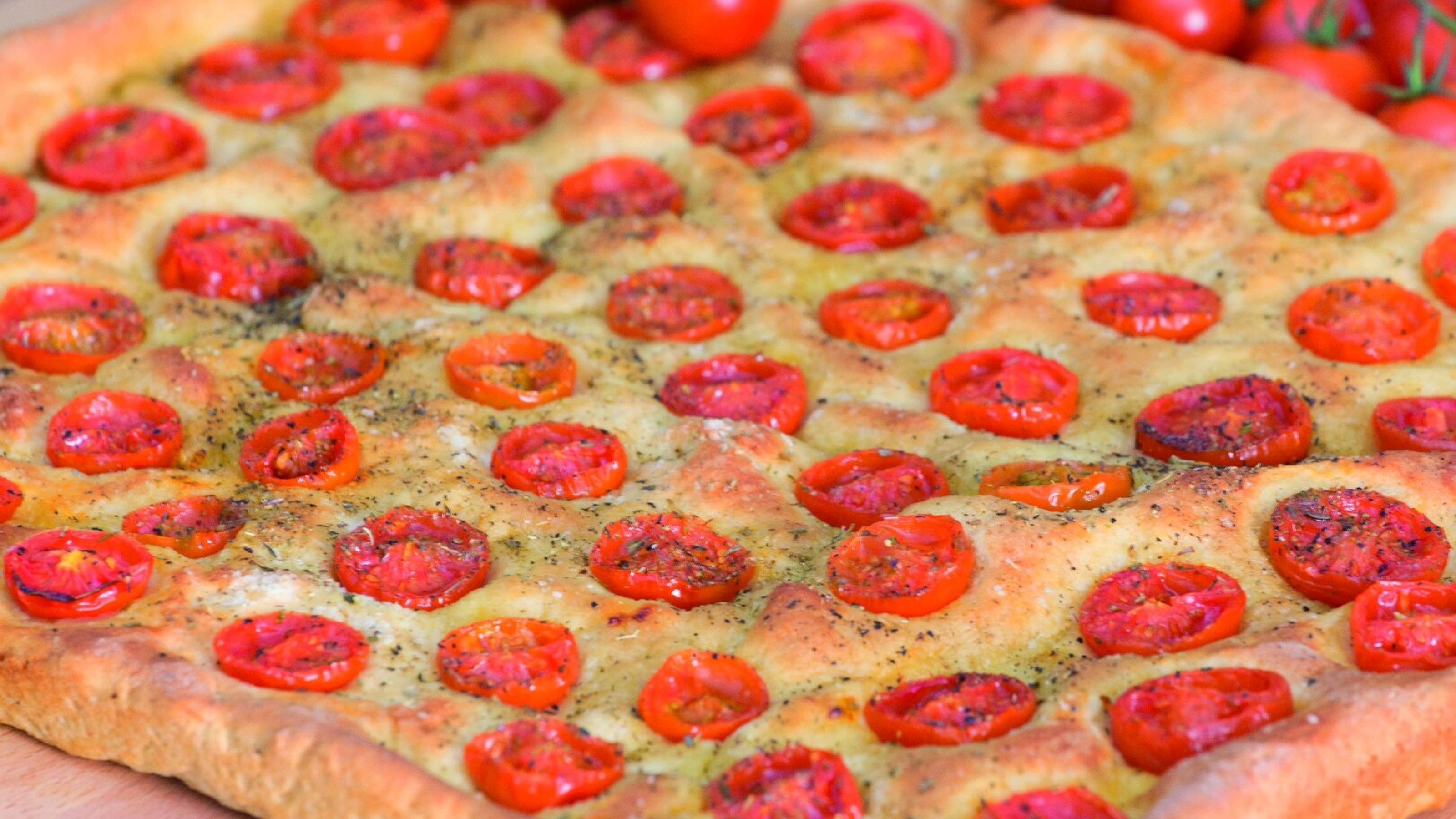 focaccia-ai-ciliegini-a1775-7-2