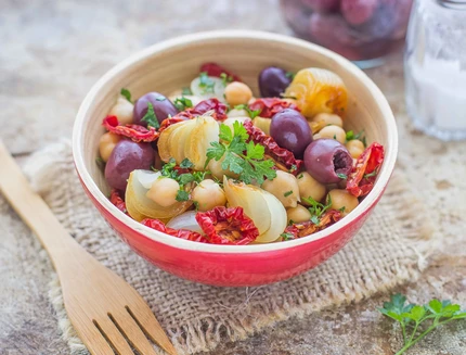 still-life-insalata-di-ceci-e-cipolle