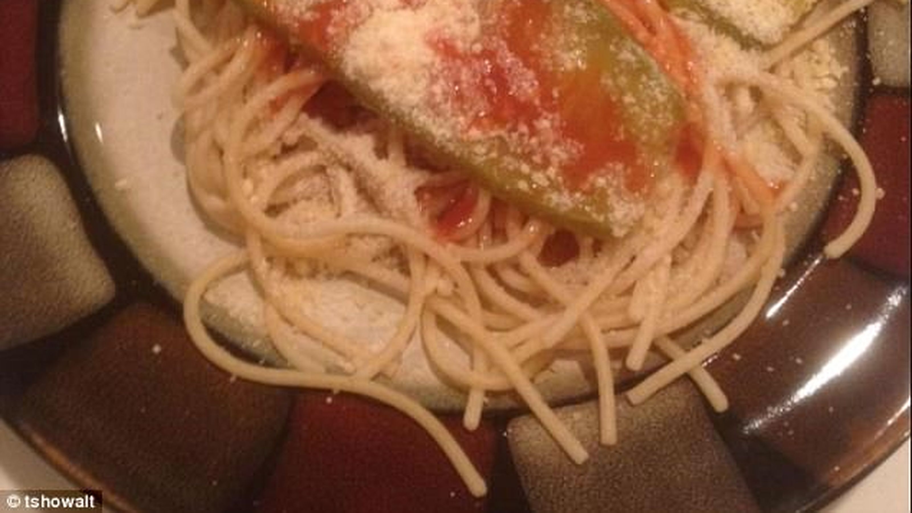 spaghetti e sottaceti