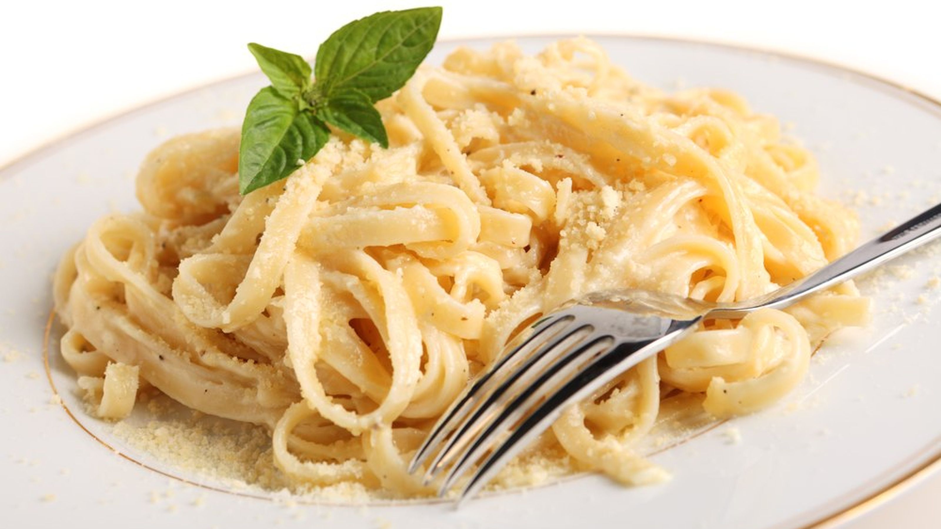 Fettuccine Alfredo