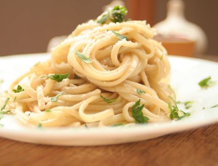 linguine-con-acciughe-e-pecorino-romano-con-il-bimby-a0820