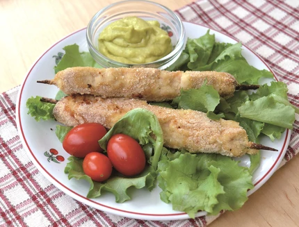 spiedini-di-pollo-con-salsa-di-avocado-con-il-bimby-a1228