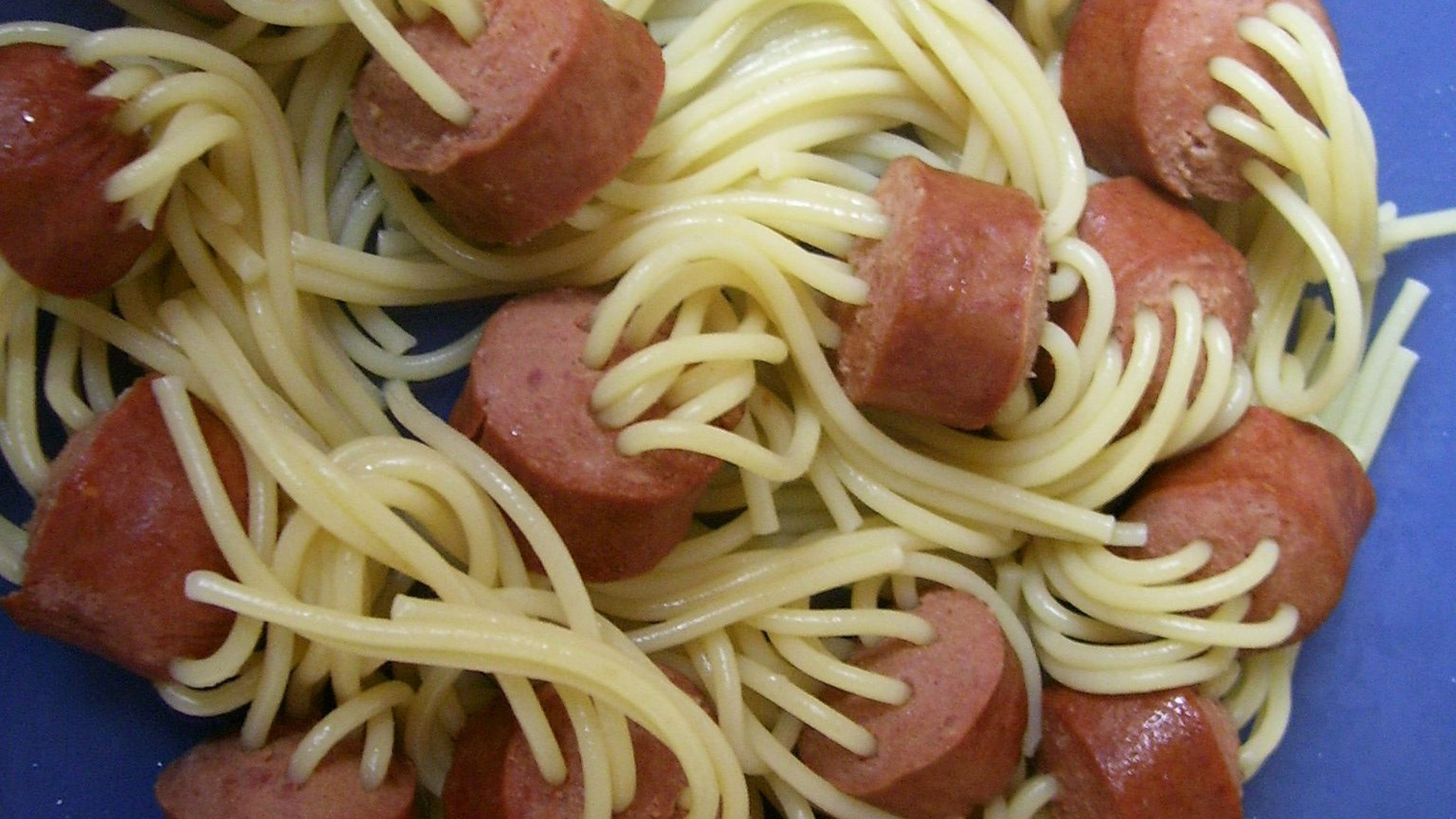 wurstel pasta