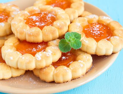 Biscotti con marmellata