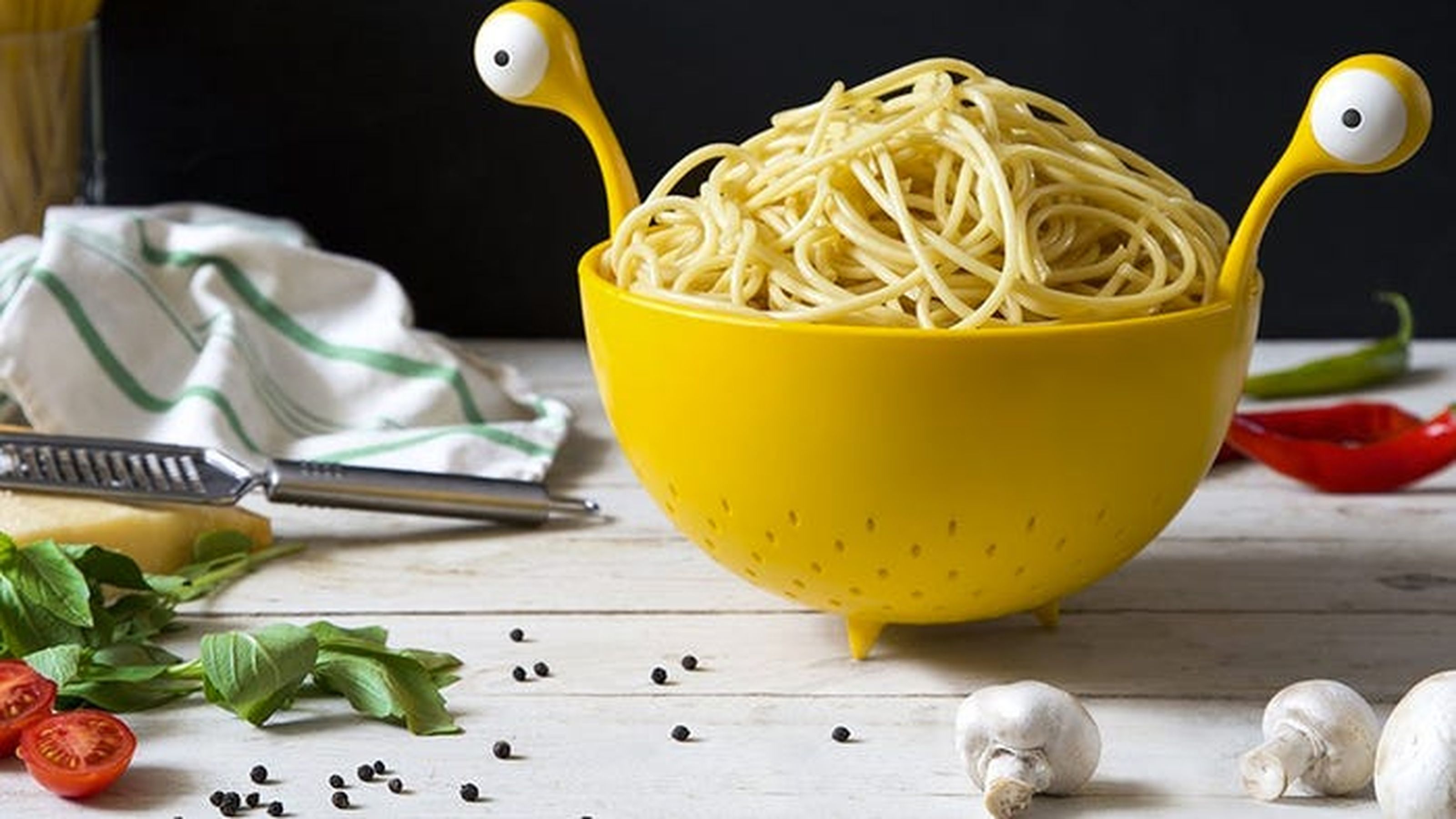 scolapasta mostro