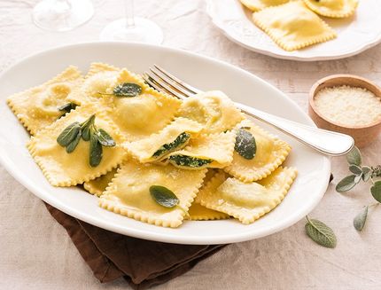 still_life_ravioli_ricotta_spinaci