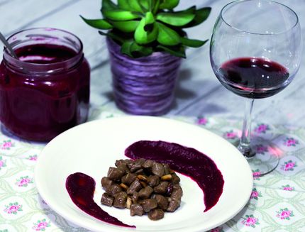 Gnocchi di castagne in crema di rape rosse b1848 (15)