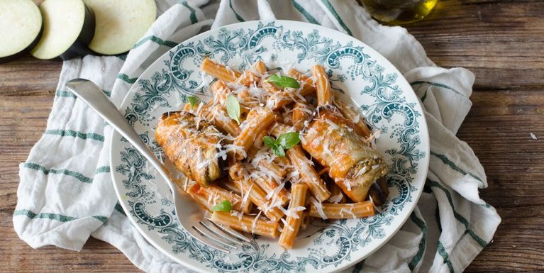 maccheroncini-con-involtini-dimelanzane-still