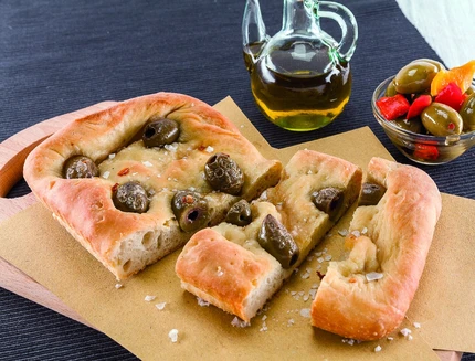 crescente-alle-olive-piccanti-a1977-4