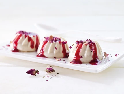 Rose pudding
