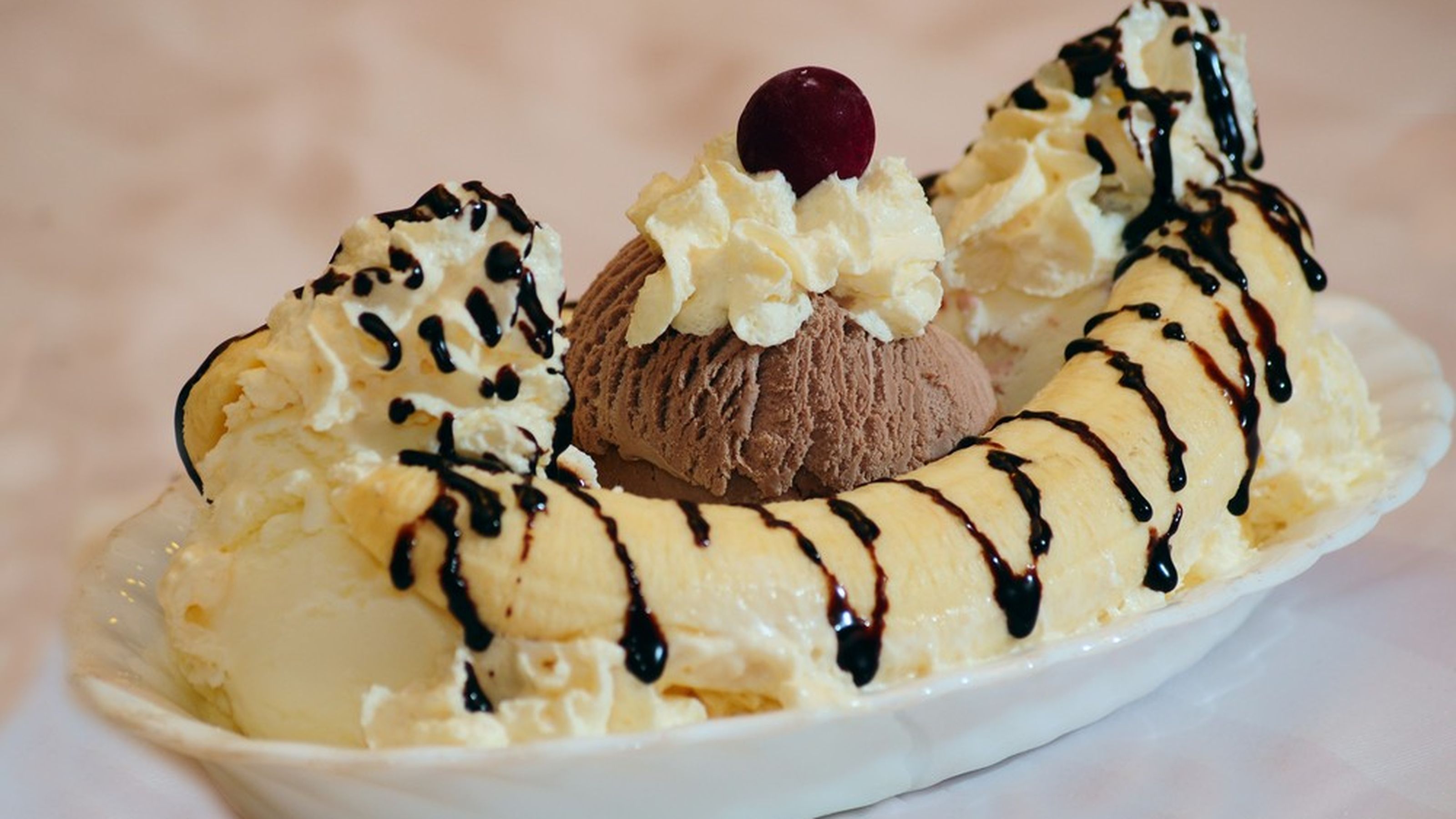 banana split
