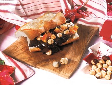 panino-al-cioccolato-fondente-mostarda-e-nocciole_a157