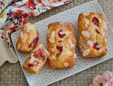 Tortine fragola e robiola