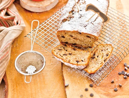 Bananenbrot mit Schokolade und Sesam