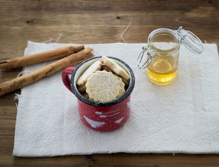 Still life biscotti al miele3